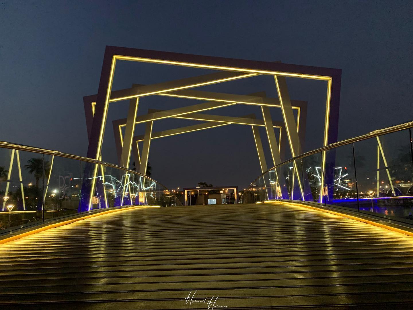 A picture is nothing but a bridge between the soul of the artist and that of the spectator.
.
.
.
.
.
.
.
.
.
.
.
.
#bridge #bahrain #travelphotography #city #arch #architecturephotography #architecture  #travel #street #raw_snap_wish2021 #photography #streetphotography #fotobahrain #landscapephotography #travelgram #picoftheday #instagood #likeforlike #buildings #w2gobh #naturelovers #bh  #op_h #wph #d_y_c_ #timeoutbahrain #mobile__photography___ #repostbahrain #photographersteam
