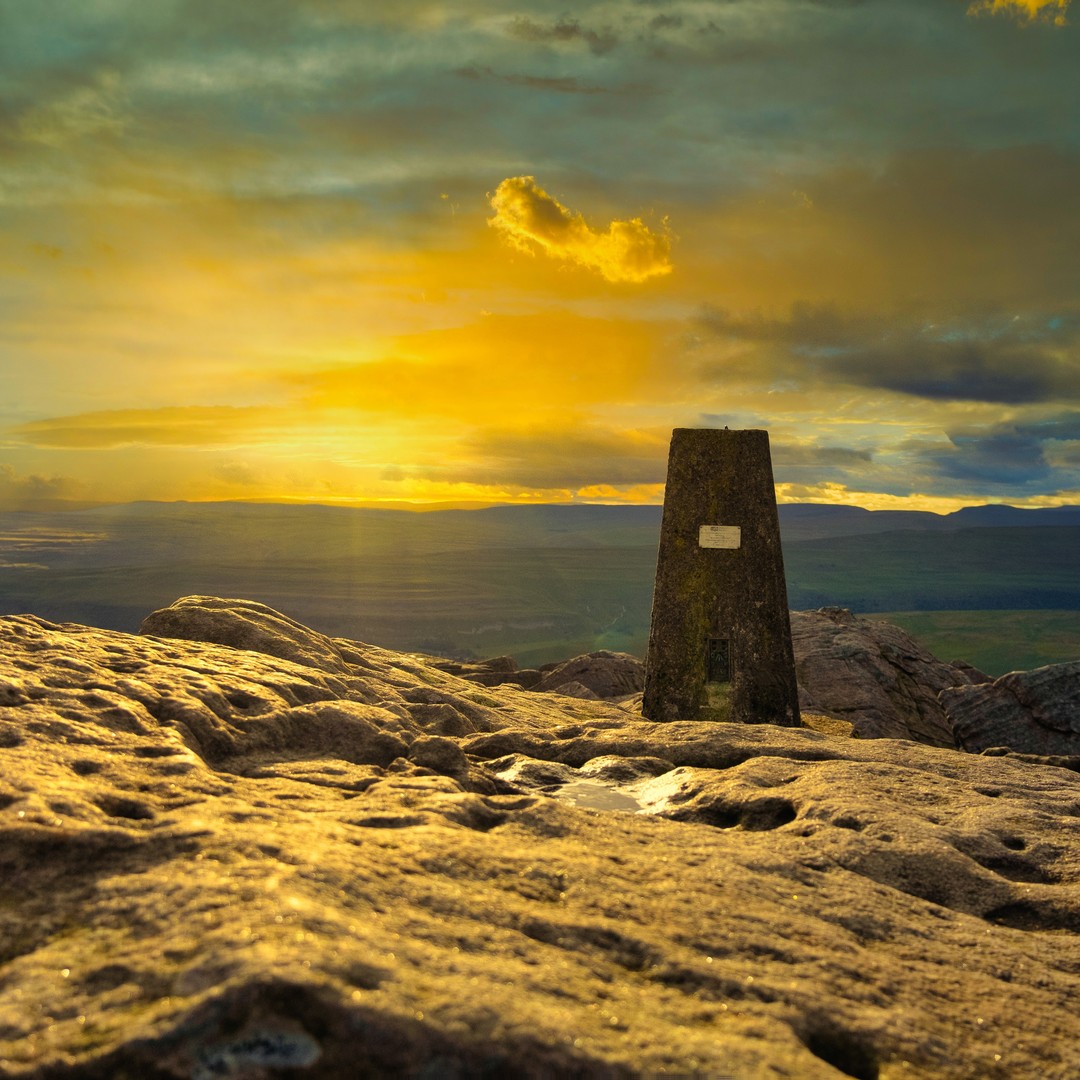 I do love arriving at the top of a hill and finding an @ordnancesurvey trig point exactly where it's supposed to be.

This one was on the summit of Great Whernside in @yorkshiredales.
-
-
-
-
-
-
#YorkshireDales  #uknationalparks #visityorkshire #Welcometoyorkshire #omgb #scenesofyorkshire #yorkshirepost #EscapeTheEveryday #LoveGreatBritain #GetOutside #ordnancesurvey #TGO #TheGreatOutdoors #lonelyplanet #hikebritain #walkinguk