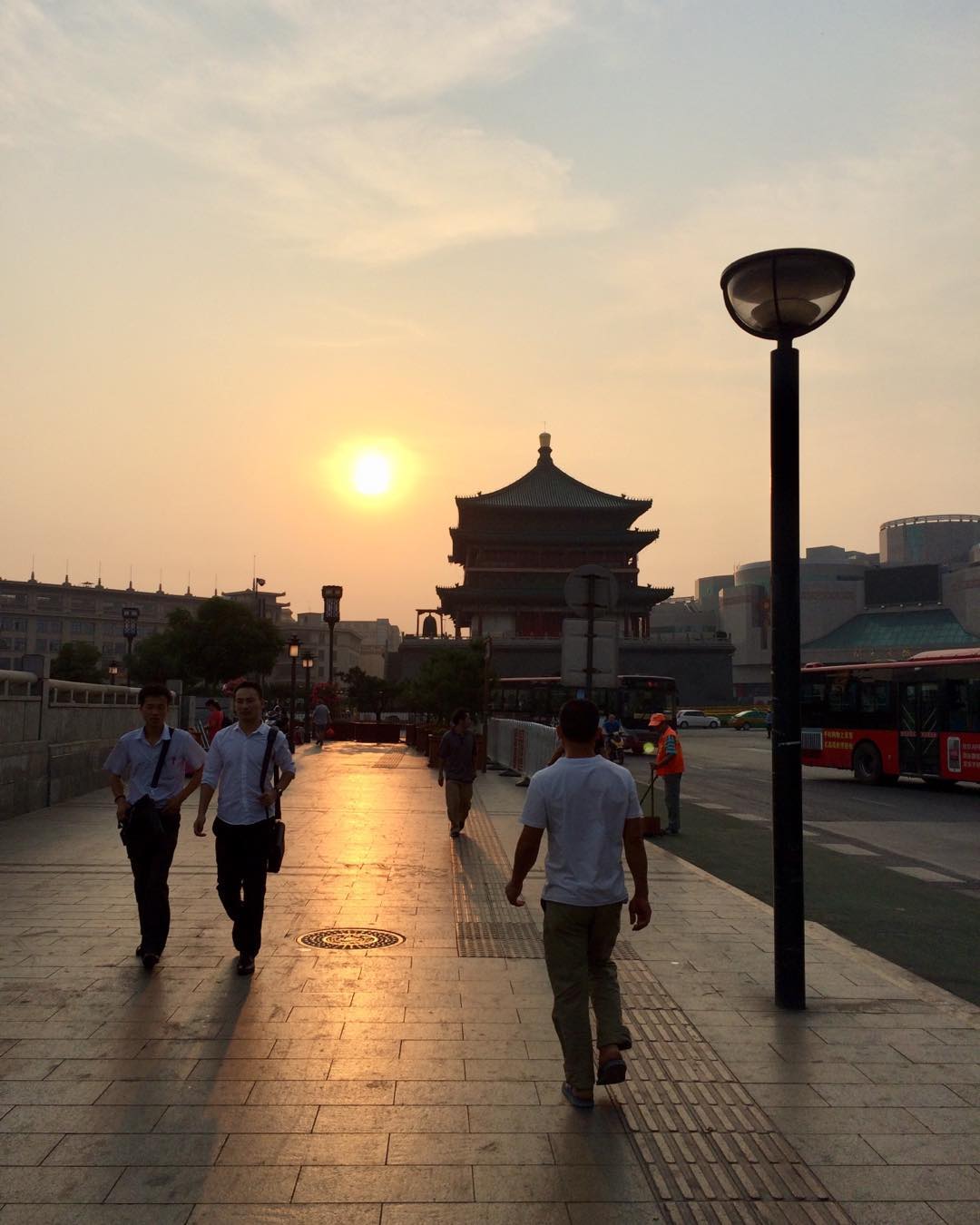 Xian, China 🇨🇳.
.
When the train arrives at 6am and the hostel on the other side of the city doesn't open until 8am, the only thing to do is to walk the 6km and enjoy the morning views, take in the smells, the sounds and watch people going about their life.
.
#travel #china #xian #early #backpacker #asia #chinese #sunrise #backpacking #traveller #explore #city #travelling #instatravel #travelgram #travelholic