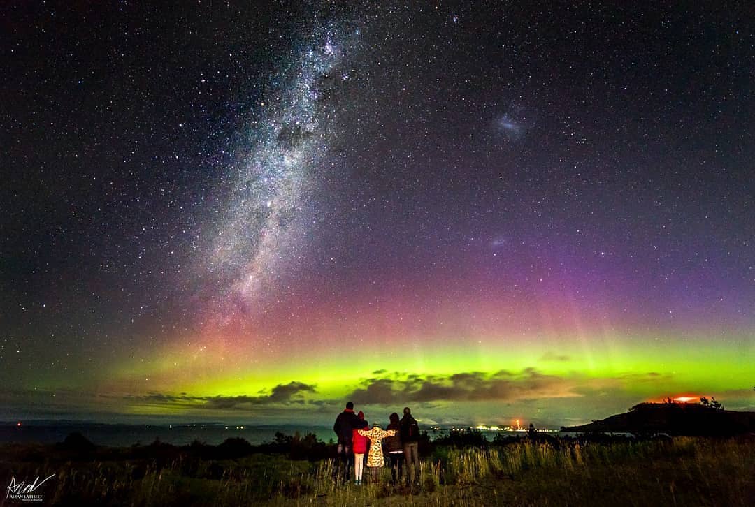Wondered we get very colourful sunset in the Southern Hemisphere without filters including Ballarat sometimes? #auroraaustralis

Shout out @tasmania Taking in the spectacular dancing beams of the Aurora Australis with @Aizanlatheef_photography and friends from the quiet shores of Seven Mile Beach. When the word gets out that charged particles from solar activity are on their way, that's when when our Aurora chasing community get excited! And how could you blame them? If you're lucky enough to be in the right spot at the right time, with clear views of our southern skies, you could in for a real treat! Thanks for tagging #discovertasmania, Aizan. ✨🙌💕 #seeaustralia #hobartandbeyond