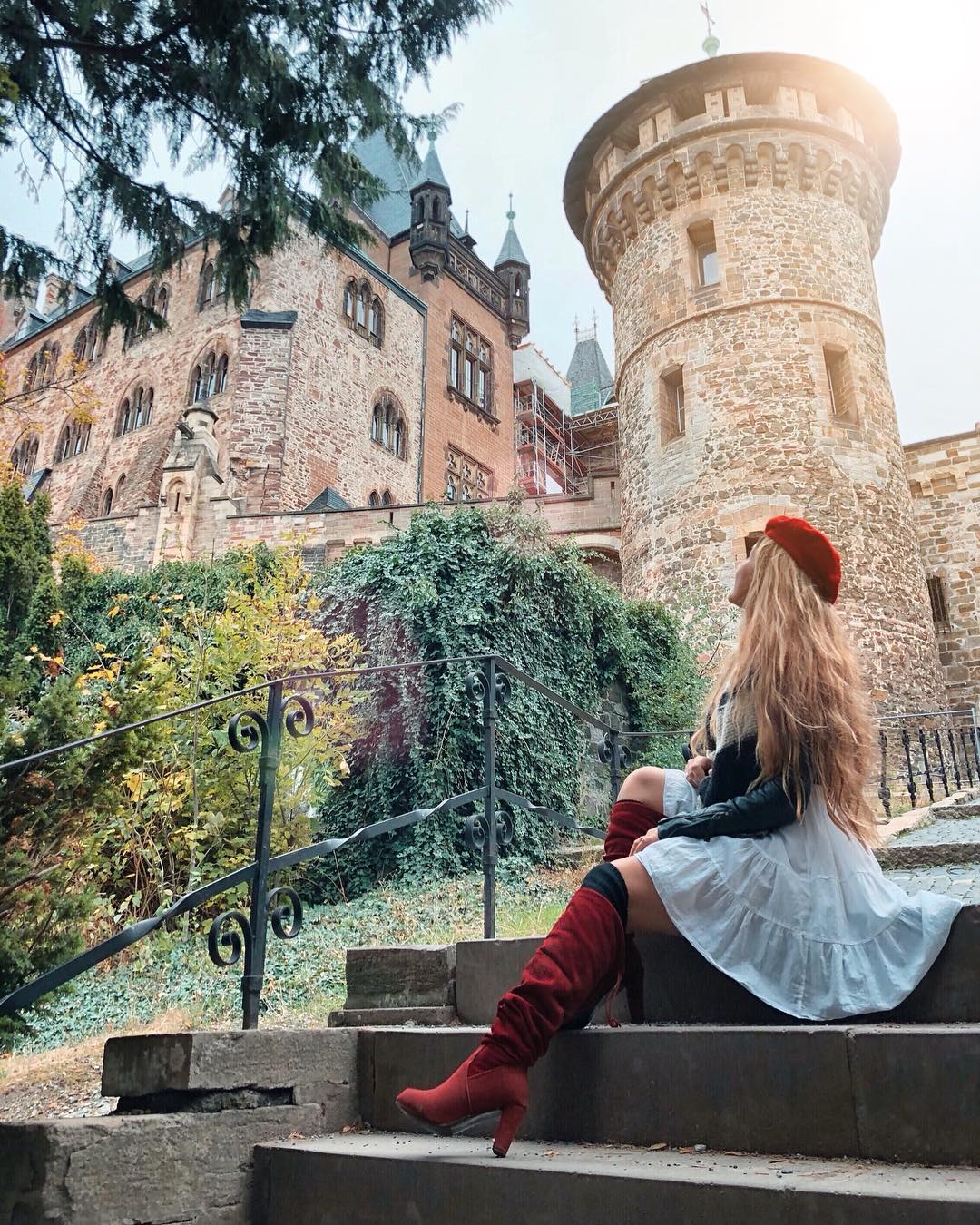 So in love with castles ❤️❤️❤️
#schlosswernigerode .
.
📸 by Mama 😊❤️
.
.
#wernigerode #schloss #castle #burg #harz #harzmountains #travel #inspo #girlsthatwander #visitgermany #iamtb #travelgirl #travelblogger #nomad #traveltheworld #exploregermany #germany #deutschland #fashion #fallfashion #herbst #autumn #autumnfashion #europetravel #europe