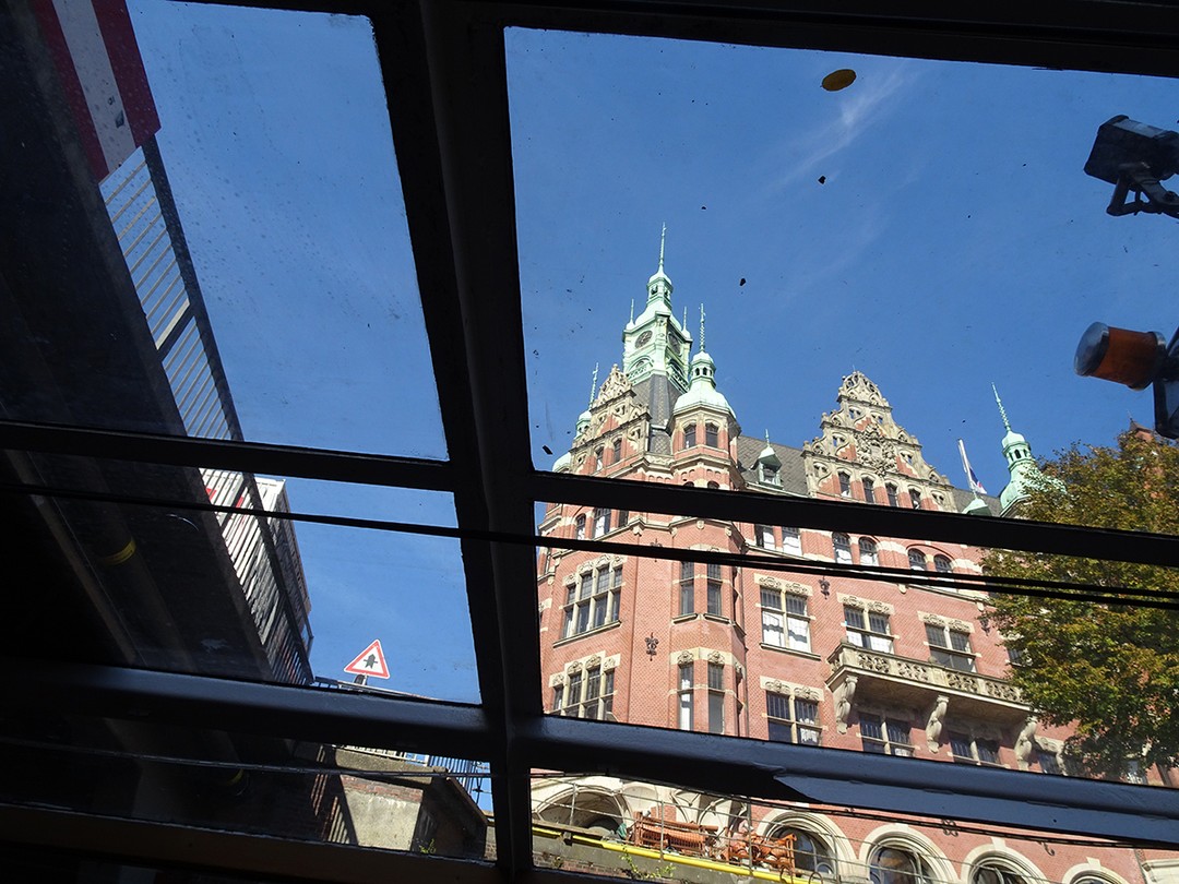 Our five days in Germany were mostly about being with family, but we mixed some tourism in, visiting the city of Hamburg a couple of days. Read the highlights at  http://ow.ly/MY0930mbG8o

#lifeisshorttheworldisbig #travelblogger #germany #hamburg