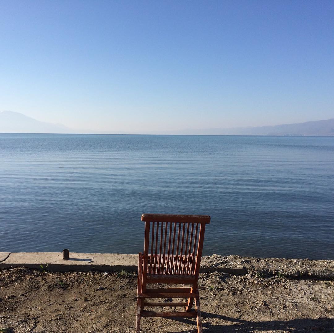 In the life there is always a moment to seat down, alone, in front of a nice view and reflect. I found it in Struga, on the Lake Ohrid (Macedonia).
.
.
.
.
.
#struga #lakeohrid #ohridlake #macedonia #europe #travel #travelblogger #passionpassport #passport #passion