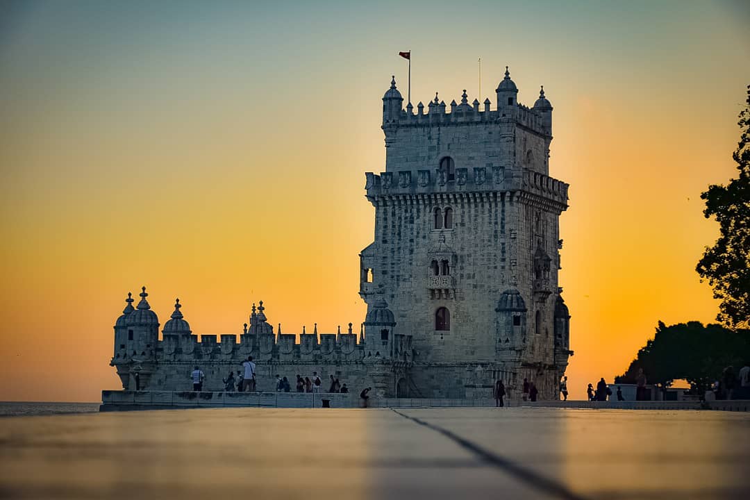 Lisboa #travelabout #travelawesome #travel #natgeotravel #nikontop #portugaldenorteasul #lisboa #travelchannel  #nikoneurope #natgeotravelpic #p3top #departure365 #shootersmag #shooters_pt #architecture #arquitectura #photocrowd #portugalcomefeitos #yourshotphotographer #myfeatureshoot #behindthelens #gurushots #nikon #klickers #nikonphotography #portugalframes #weshareportugal #olharescom #tapportugal #dreambookstravel