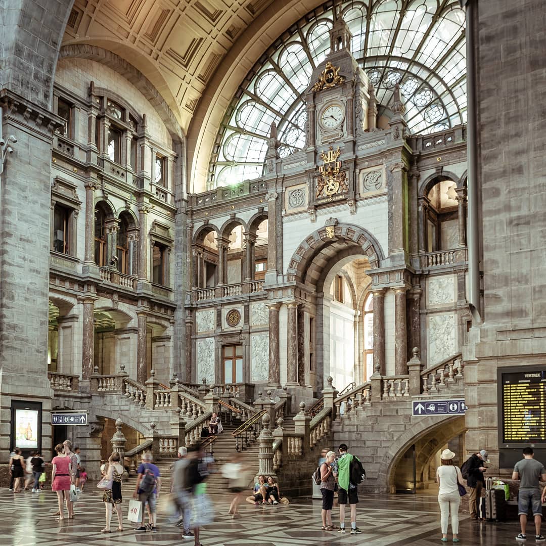 Antwerp Central #bestplacestogo #travelphotographer #letsgosomewhere #welltraveled #travelmemories #moodygrams #mytinyatlas #suitcasetravels #antwerp #antwerpcentralstation #nikontop #nikoneurope #nikonshooters #olharescom #travel #photocrowd #urban  #belgium #belgie #500px #p3top #gurushots #nikonportugal #sigmaassextas #sigmaportugal #letsguide #weshareportugal @suitcase @moodygrams @mytinyatlas #dreambookstravel