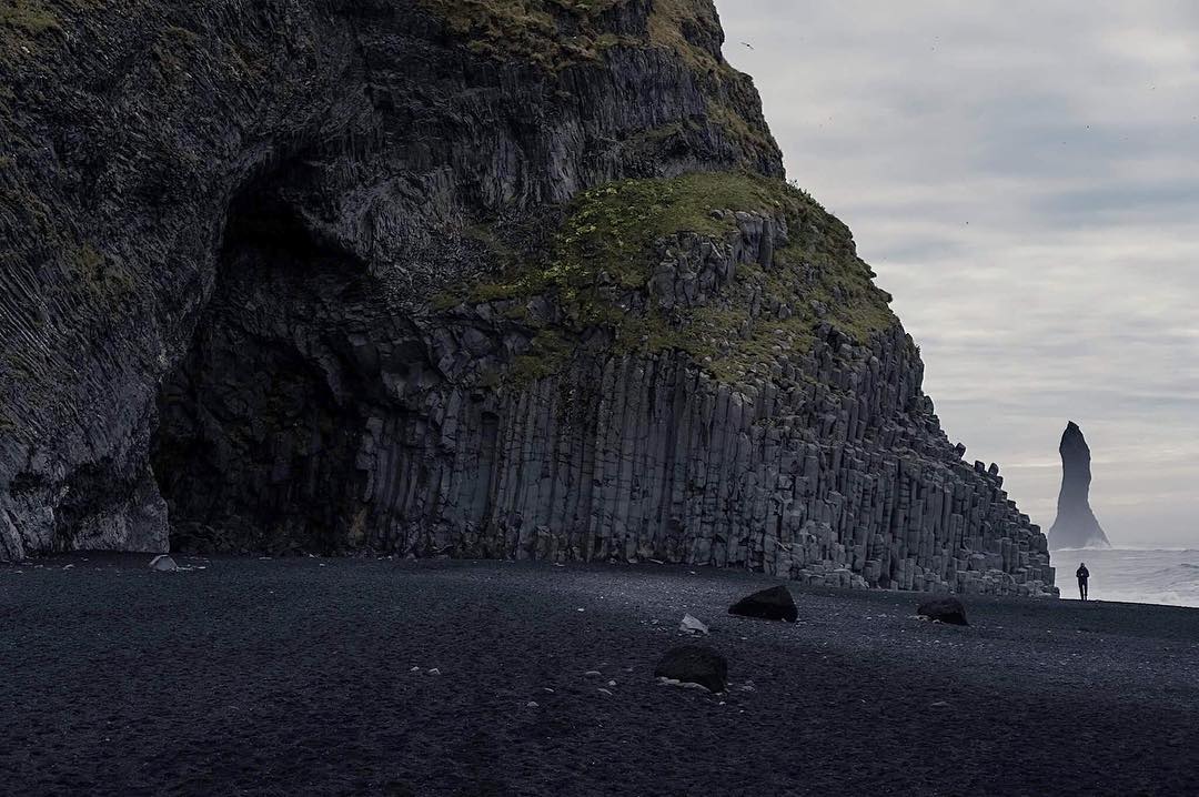 🌊🌊🌊
#Discovering#Iceland#reinisfjara#fujifilm#xt2#fujifilmcz#world#vulcanic#beach#highlands#area#meditation#dnescestujem#travelling#traveller#landscape#photographer#nature#Aov#artofvisuals#planet#Earth#dnescestujem#wheniniceland#wildculturecz#igerscz #ikoktejlcz#vsco#guidetoiceland @fujifilmcz @fujifoto.cz
@iceland.explore
@visit_iceland