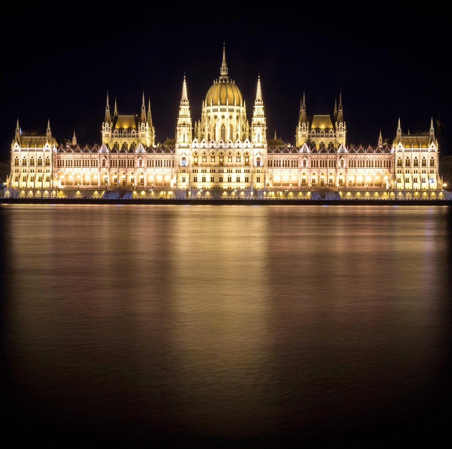 I love this building 😍 the beautiful Parliament of Budapest by night.
.
.
#budapest #hungary #parliament #parliamentbudapest #parliamentofbudapest #europe #TopEuropePhoto #pest #night #longexposure #lighttrail #lighttrails #parliament #bridge #pestbynight #wonderful_places #travelblogger #travelling #travelphotography #travelgram #budapesthungary #budapestgram #bonjourbonvoyage #NIGHTSHOOTERS #budapesttravel #thebestravelgetaway #rsa_night #nightphotos #longexposures #longexposure