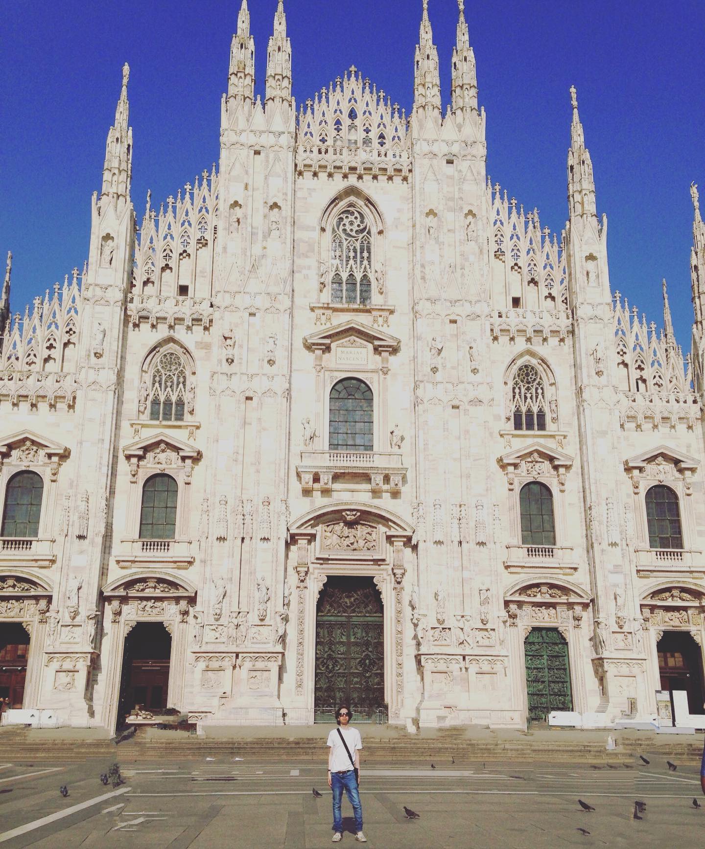 A postcard from Milan, 'Ciao' See you again next season in the New Year! xo
.
#Milan #duomo #travel #mfw #doyoutravel #summer #italy #fashion #travels #blogger #presstrip #style #culture #milano #blog #milantoday #milano_bestphoto #italia #architecture #piazzaduomo #milano #easyJetter