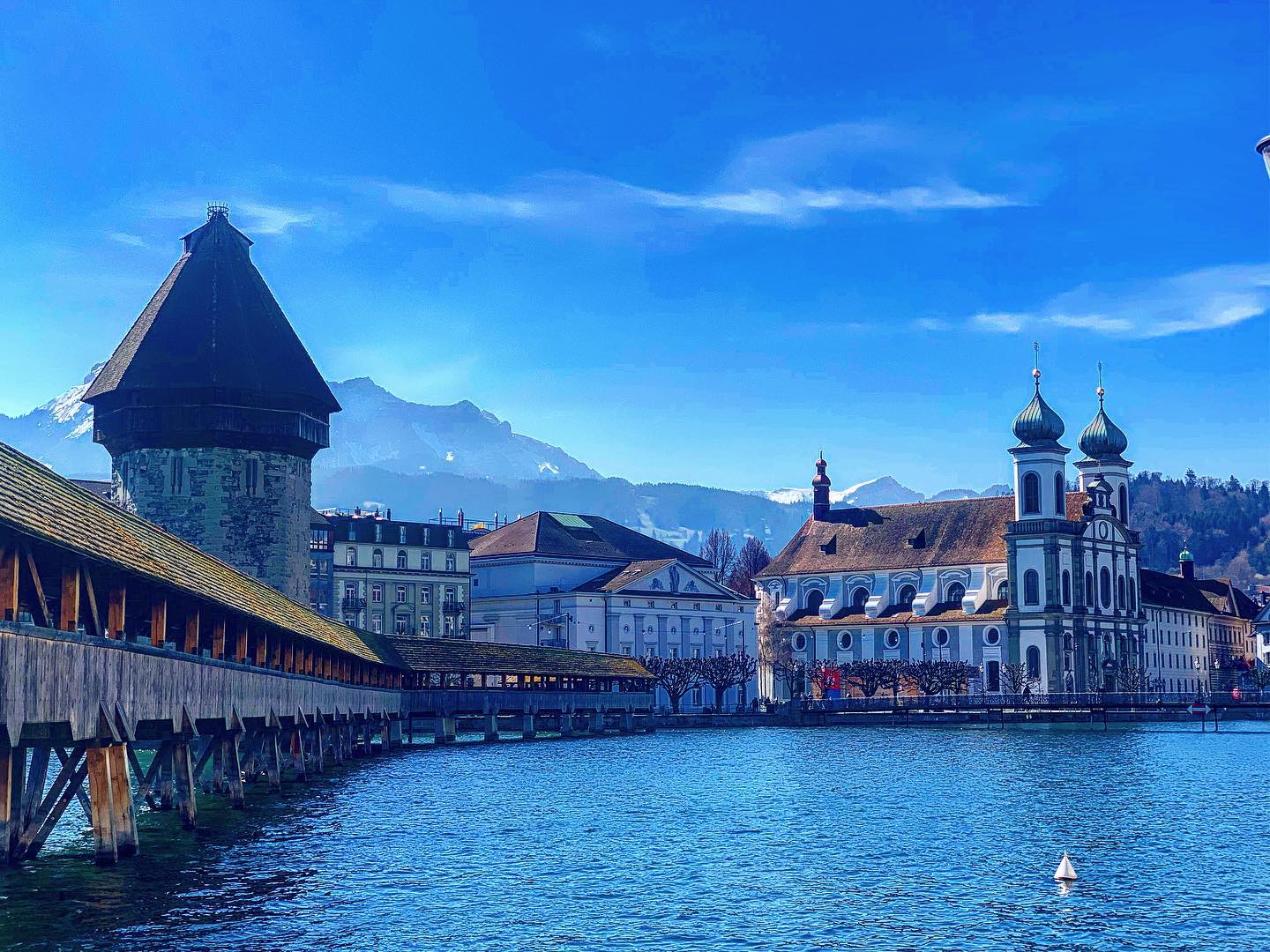 Lucerne, Switzerland 📍
•
•
•
#love #instagood #photooftheday #beautiful #happy #cute #tbt #like4like #pic #selfie #summer #friends #repost #nature #fun #style #lucerne #switzerland #alps #mountains #views #God #country #explorer #exploration #adventure  #thejollygringo