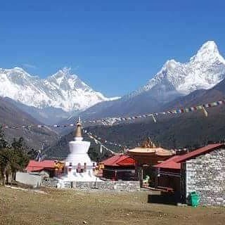 Amadablam from Tengboche Everest Region ..