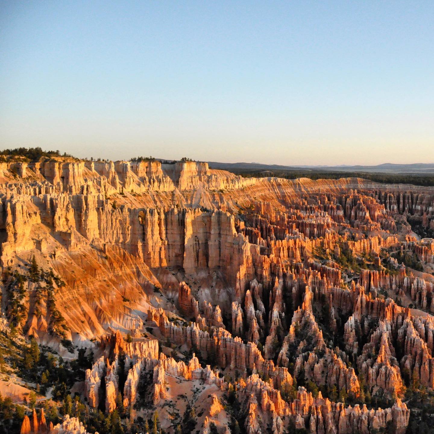 Sunrise Point, Bryce Canyon NP, Utah

Get up early and head to Sunrise Point, which is located about 2 miles from the visitor center.
The view on the amphitheater is just magnificent. This spot is by far the most popular in the NP.
Afterwards you can hike the Queens Garden Trail. Queens Garden Trail starts at Sunrise Point. It's a easy hike down into the valley. Or you combine the Queens Garden and Navajo Loop. 
#usa #usatravel #usatrip #roadtripusa #roadtrippin #usaandgo #us #brycecanyonnationalpark #brycecanyon #utah #utahnationalparks #nationalparksusa #hiking #sunrise #reisefotografie #travelphotography #travelgram #nature #naturelovers #naturephotography #natur #naturfotografie #beautifuldestinations #beautifulnature #travelblog #travelblogger #reiseblog #reiseblogger #instatravel