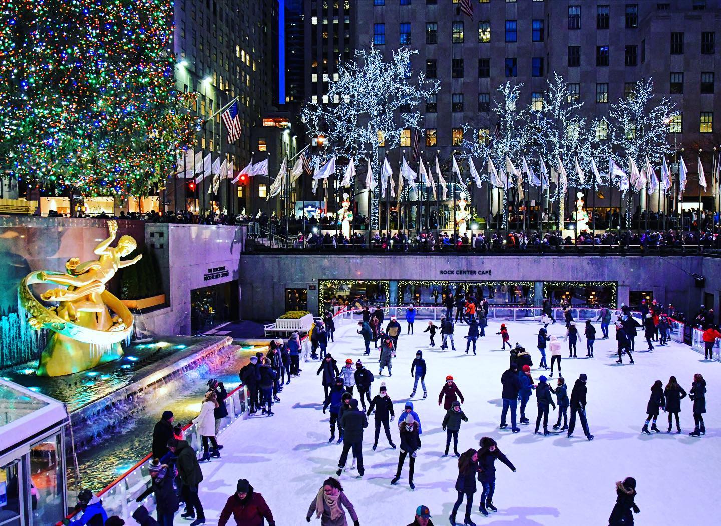 Ice Rink at Rockefeller Center, NYC, New York
Sometimes expectations of a place are too high and the reality is disappointing. Do you know that too? Which place in the USA could not be fulfilled your expectations?
We felt that way about the famous ice skating rink at Rockefeller Center. In our imagination the rink was much bigger. The ice rink is so tiny. If you really want to skate, go for Wollmann rink in Central Park.

#usa #usatravel #usatravels #newyork #nyc #icerink #iceskating #christmasnyc #christmasny #rockefellercenter #citytrip #citytravel #citytrips #eisenbahn #famousplaces #rockinaroundthechristmastree #manhattan #newyorkcity #newyorknewyork #bigcityofdreams #cityphotography #citylove #citylovers #nyclove #newyork_ig #travelphotography #travelblog #travelblogger #travelbloggers #reiseblogger