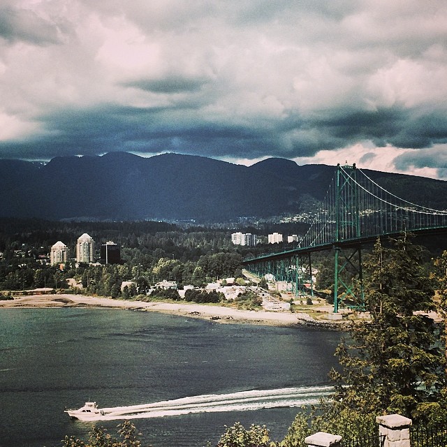 Not bad weather for a supposedly rainy weekend! ☺️ #lionsgatebridge #prospectpoint #stanleypark #vancouver #canada #spring2014